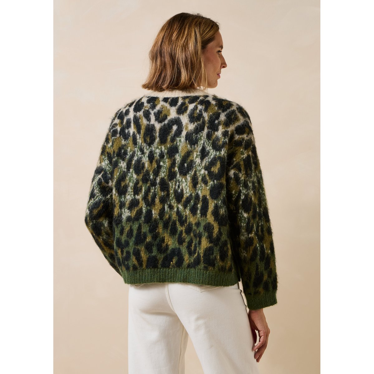 Pull manches longues en jacquard léopard kaki, LA FEE MARABOUTEE