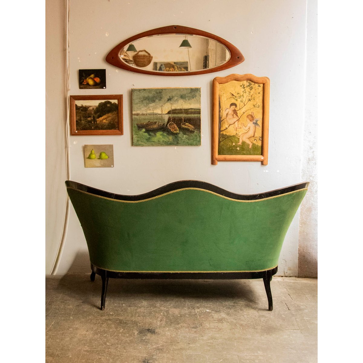 Banquette au style Louis-Philippe en velours retapissé Martine N°57 - Bon état vert foncé, DEBONGOUT