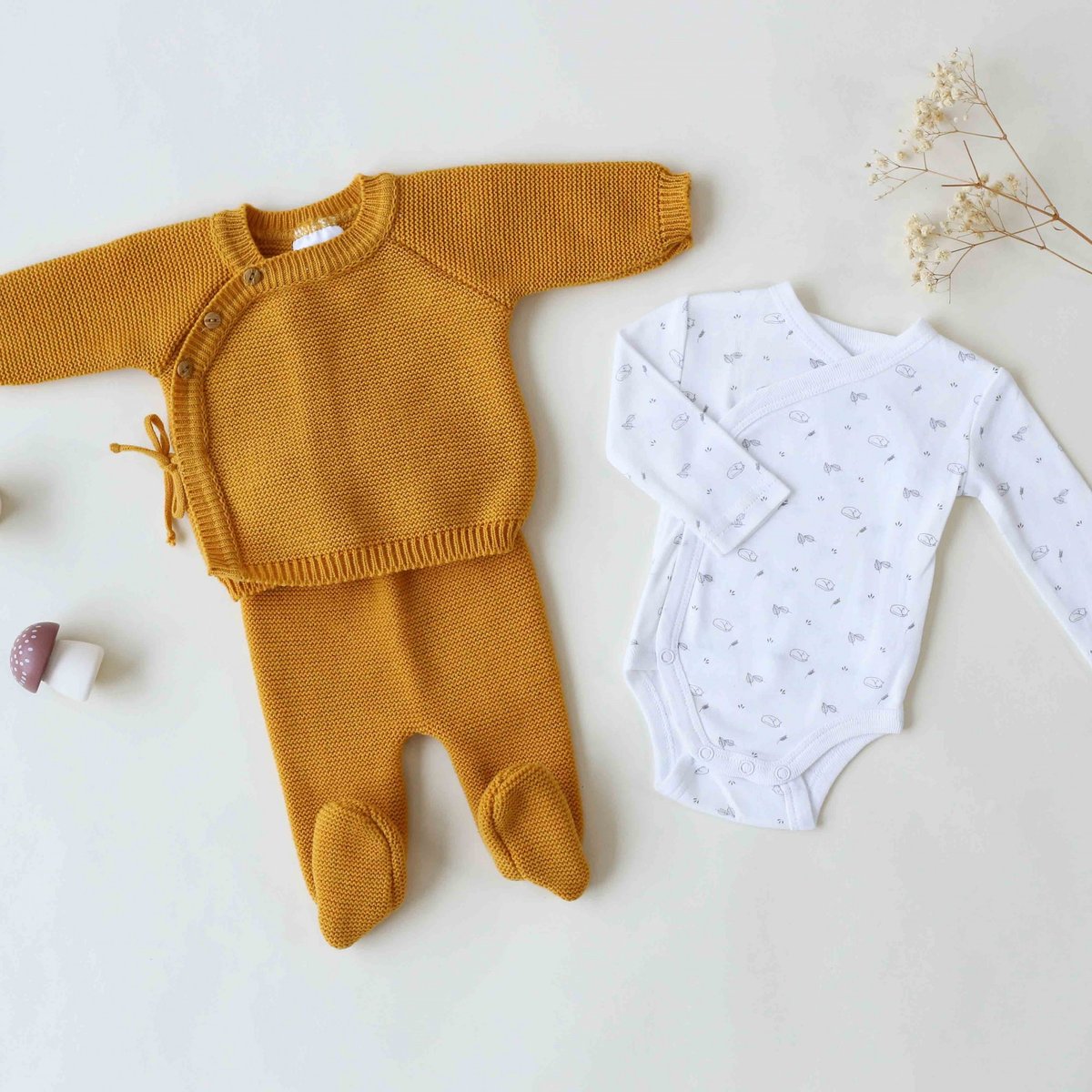 Pantalon en maille - layette naissance #edbe00, TROIS KILOS SEPT