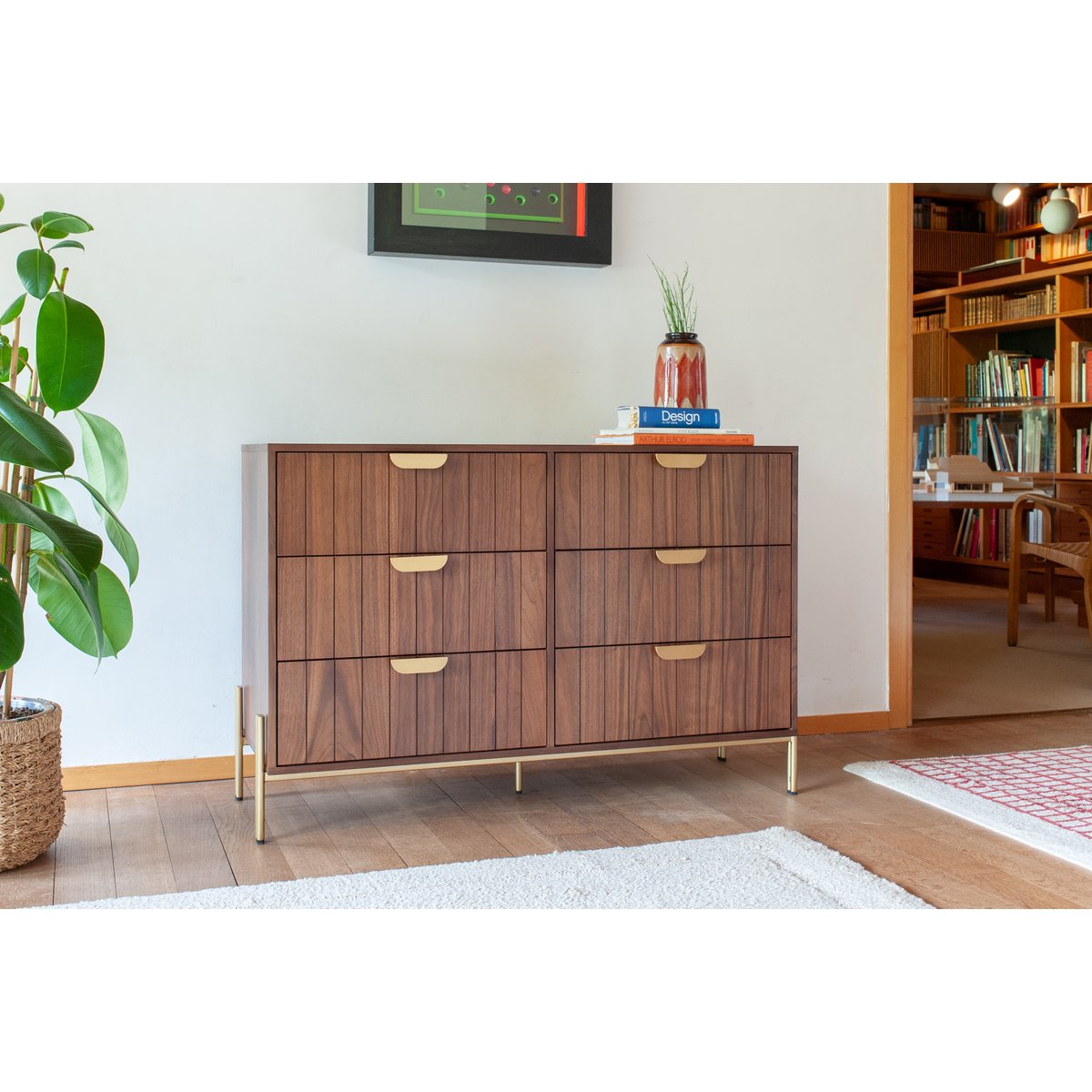 Commode en noyer AURORA bois foncé, PRODUIT INTERIEUR BRUT
