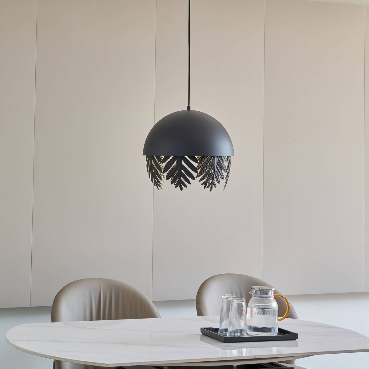 Suspension en métal design, Aparas noir, or, LUCANDE