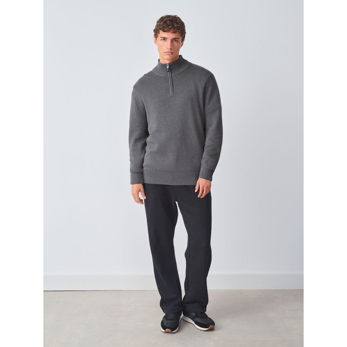 Pull standard à col zippé premium gris anthracite, NEXT