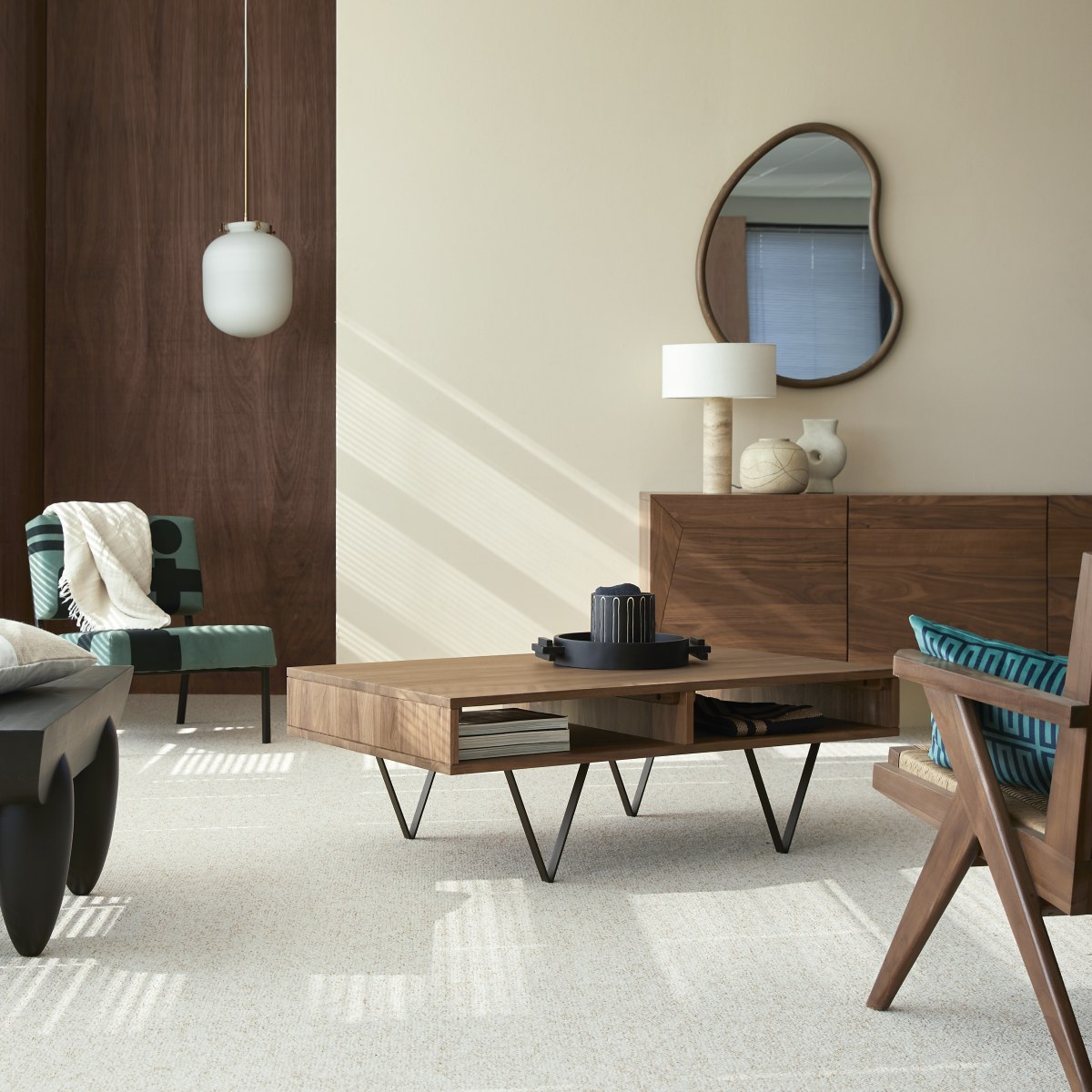 Table basse en Noyer massif, METRIC marron foncé, TIKAMOON