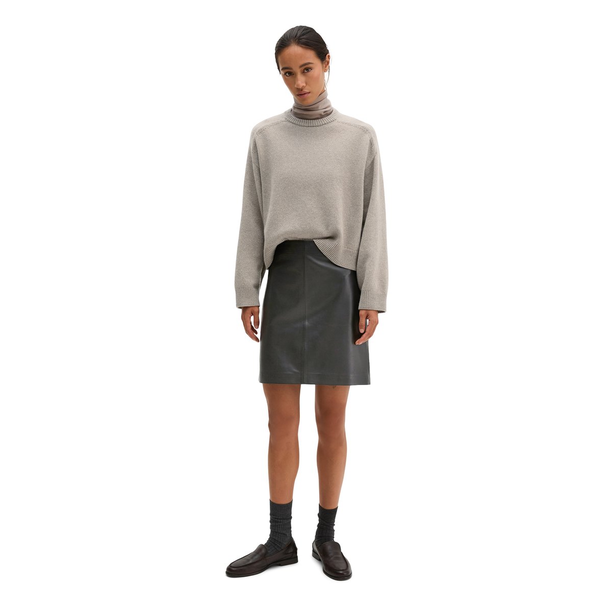 Mini-jupe en cuir évasée, style cache-cœur en cuir d'agneau nappa souple noir, MARC O'POLO