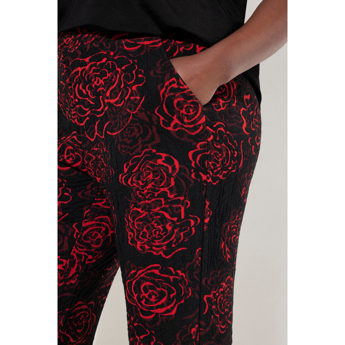Pantalon en jersey, motif Jacquard à fleurs salsa, ULLA POPKEN