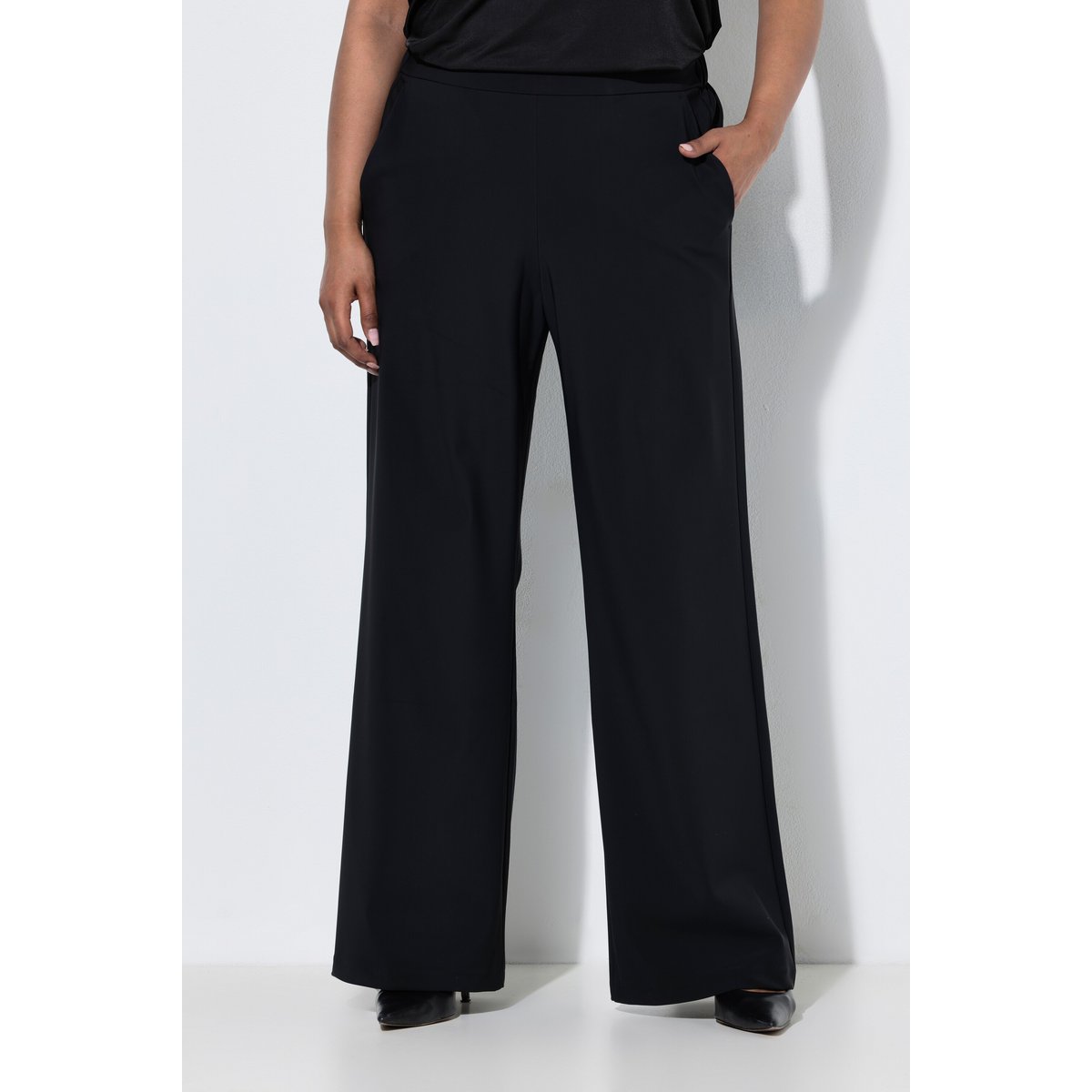 Pantalon en techno-stretch noir, ULLA POPKEN