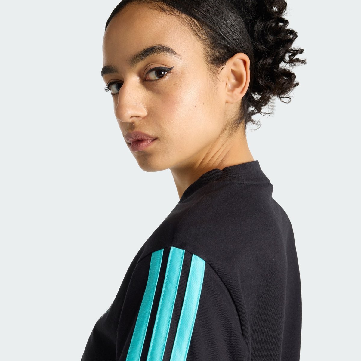 T-Shirt Mercedes - Amg Petronas Formula 1 Team Dna T-Shirt Mercedes - Amg Petronas Formula 1 Team Dna black / semi mint rush, adidas Performance
