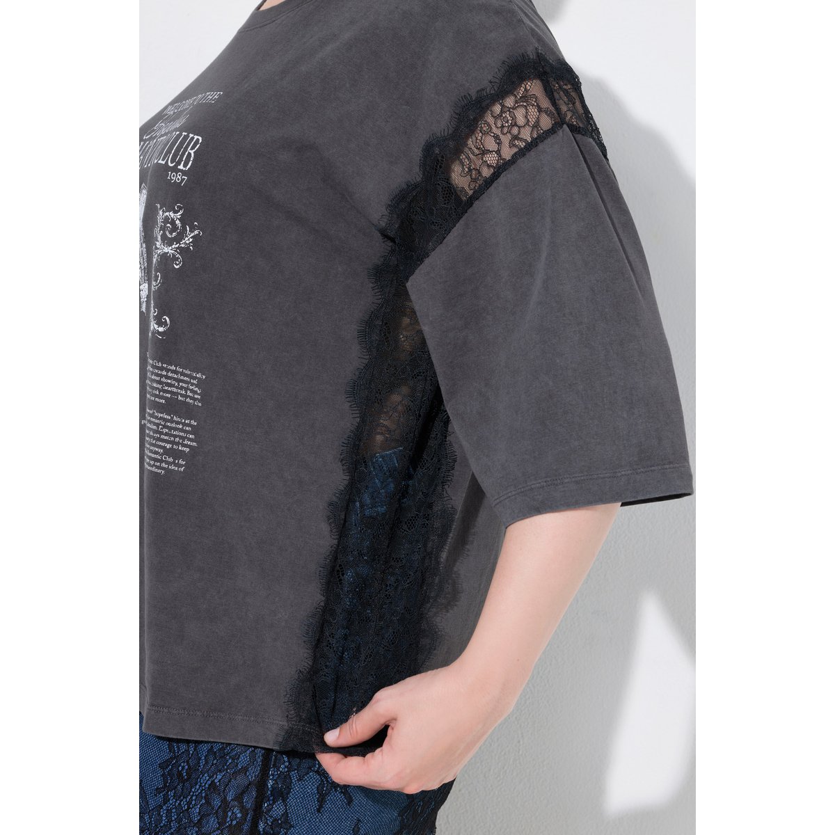 T-shirt avec empiècements en dentelle anthracite, ULLA POPKEN