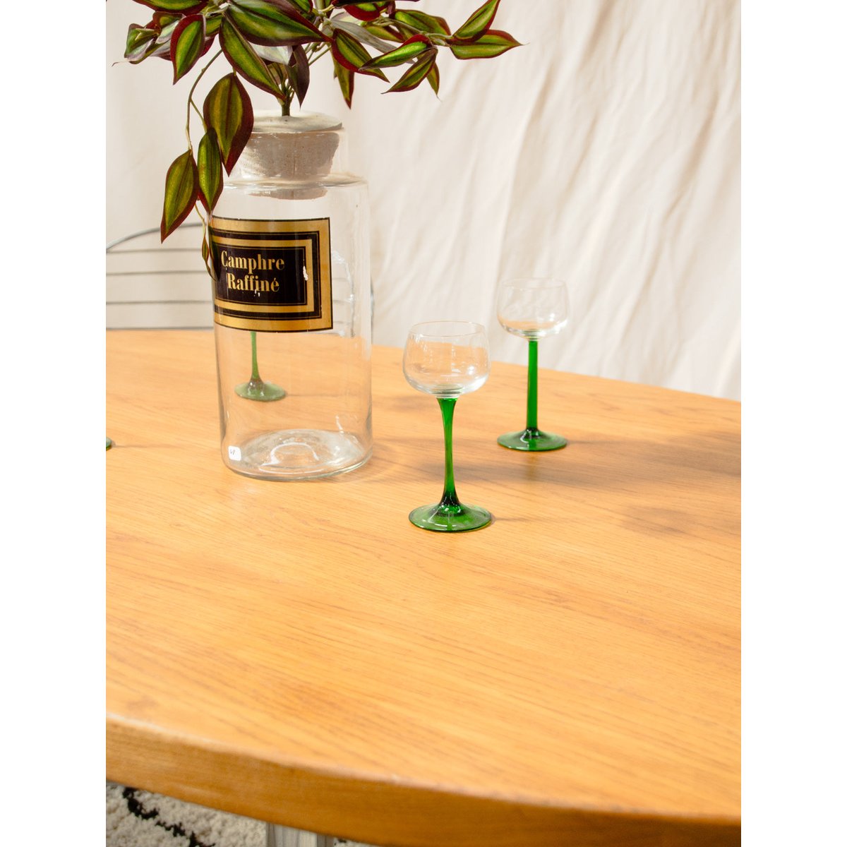 Table à manger ovale en chêne et métal chromé Karla N°1315 - Bon état bois clair, DEBONGOUT