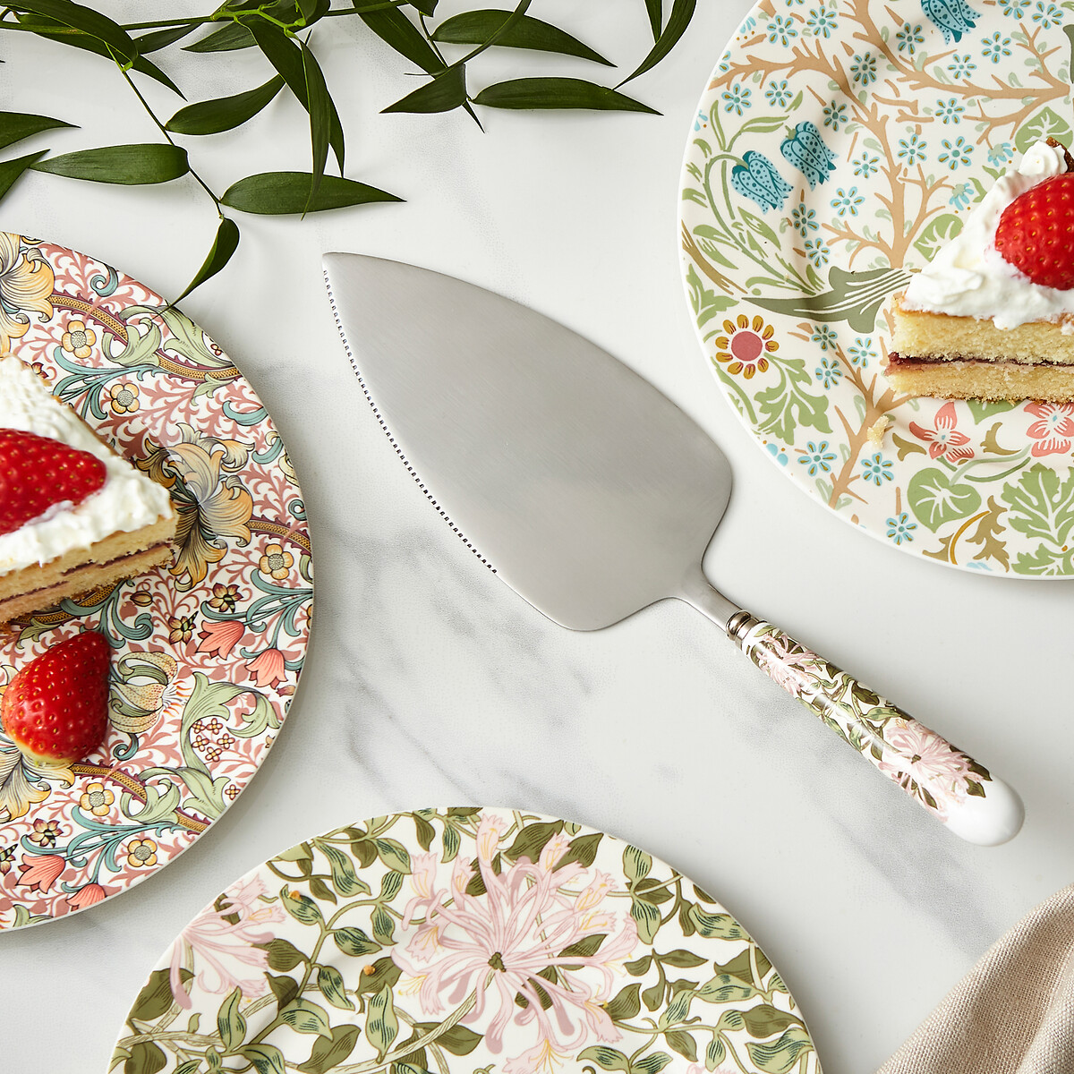 Morris & Co. Honeysuckle Cake Server multi-coloured, MORRIS & CO.
