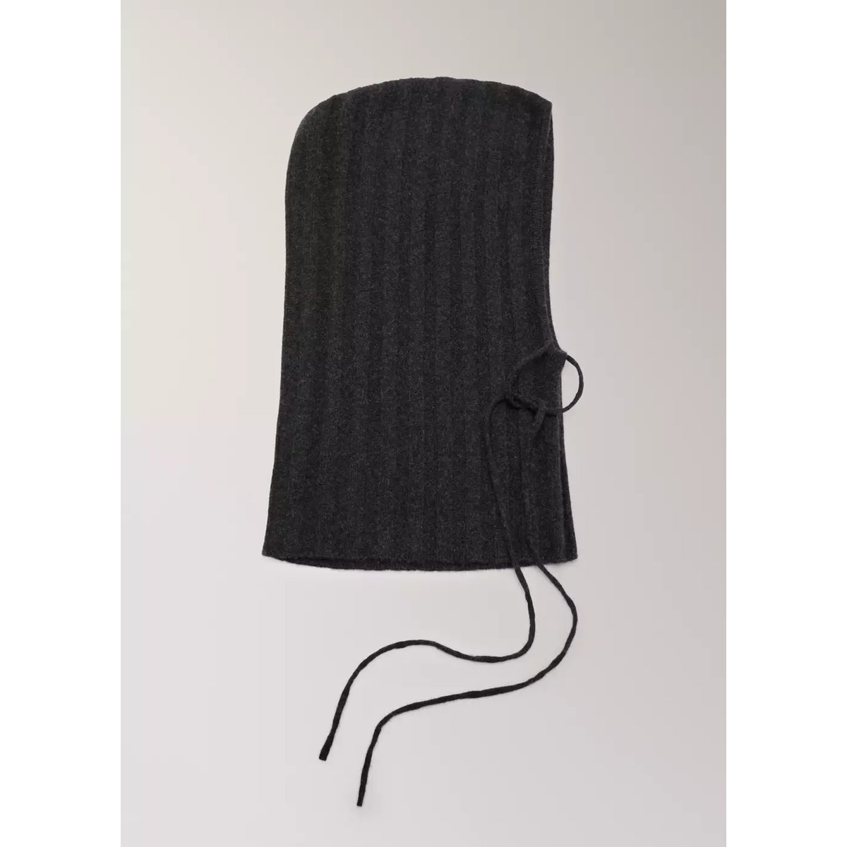 Chapeau cachemire nœud gris anthracite, MANGO