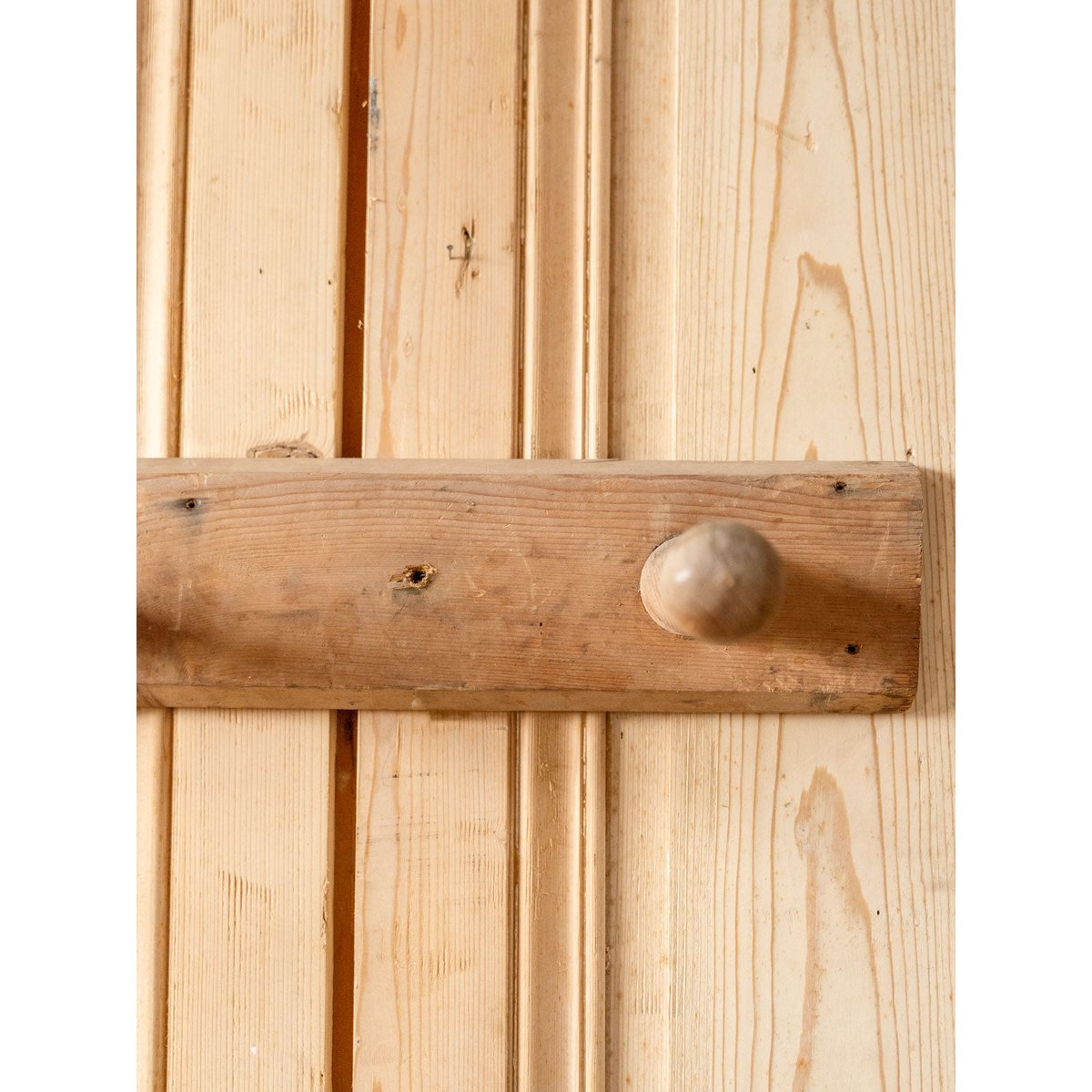Porte-manteau mural en bois Max N°414 - Bon état bois clair, DEBONGOUT