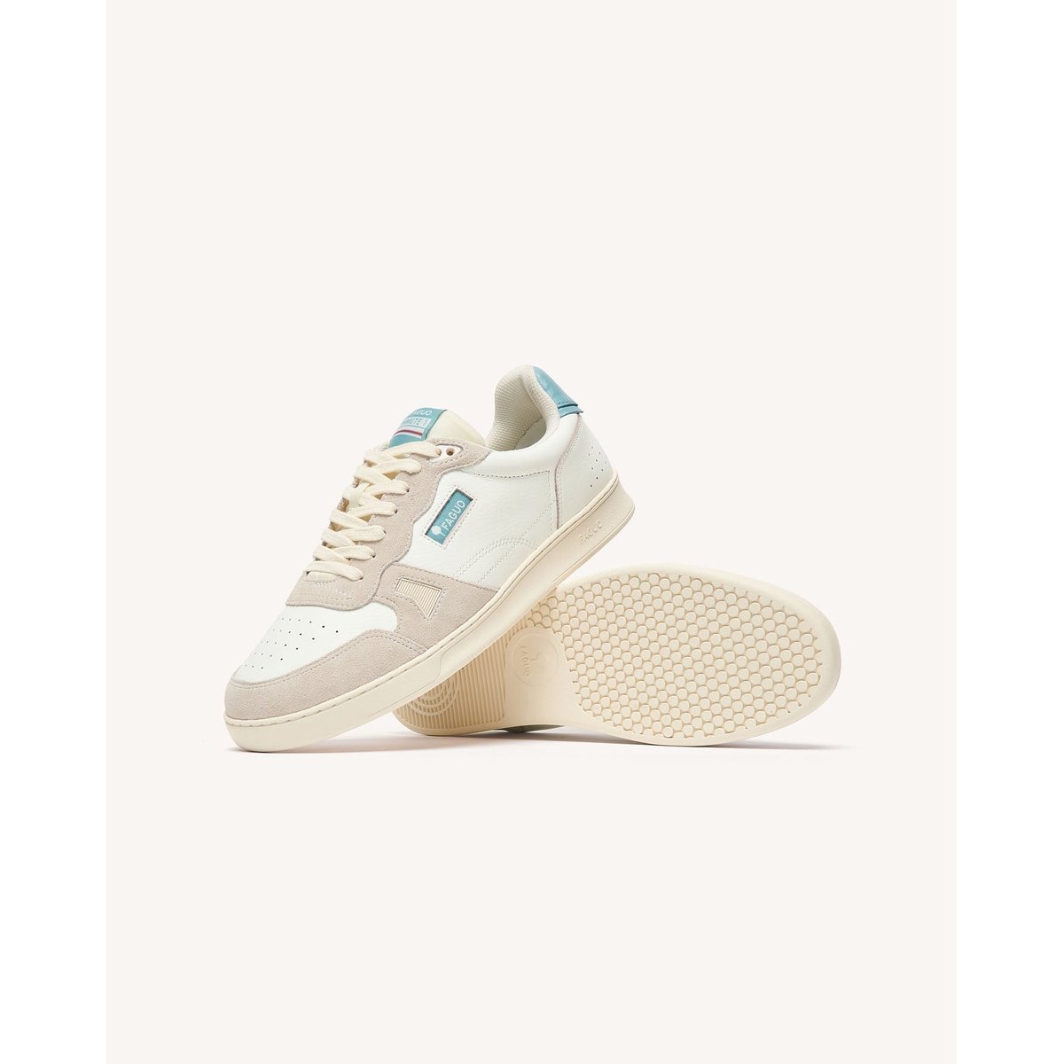 Baskets basses en cuir blanc et bleu, FAGUO