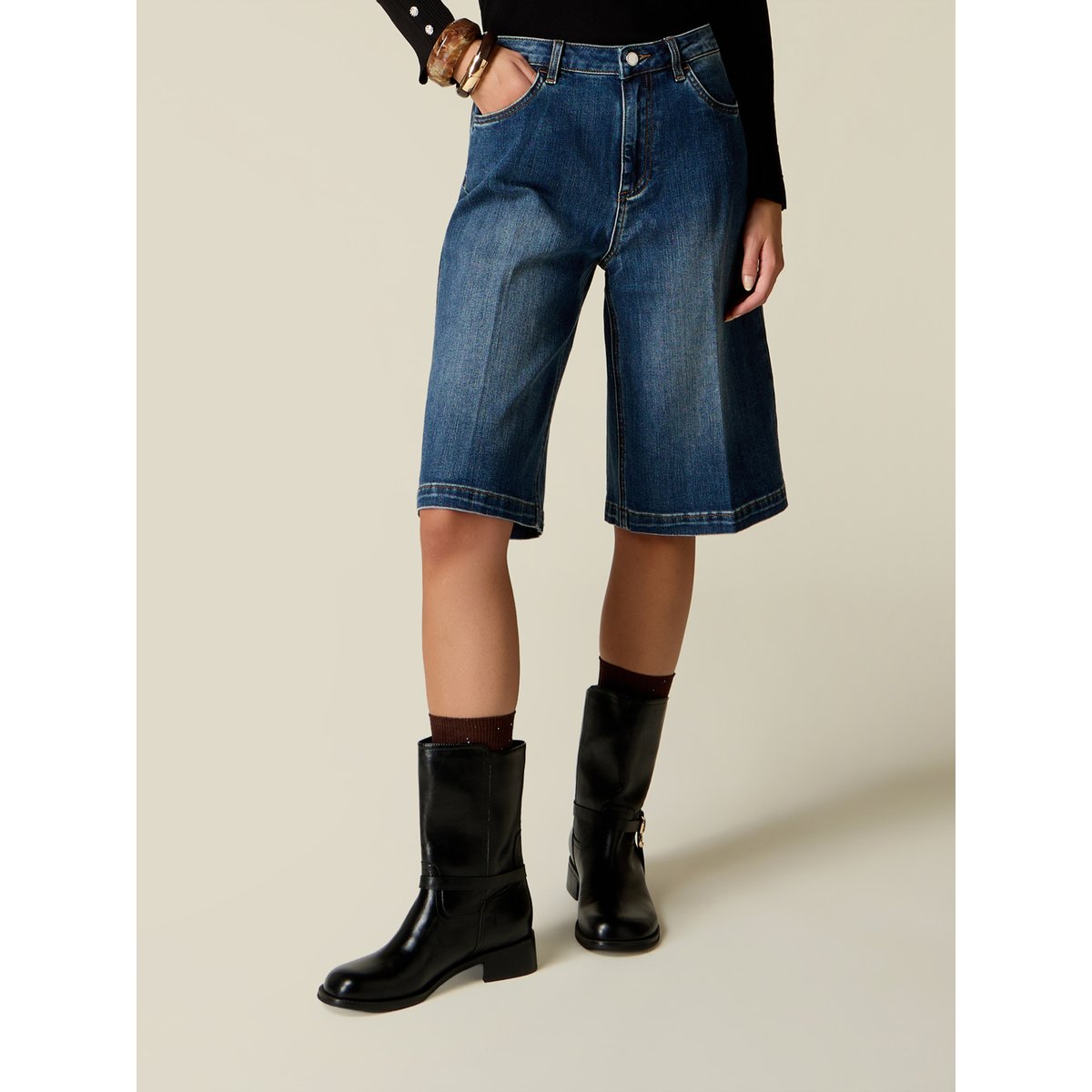 Bermuda en denim bleu, OLTRE