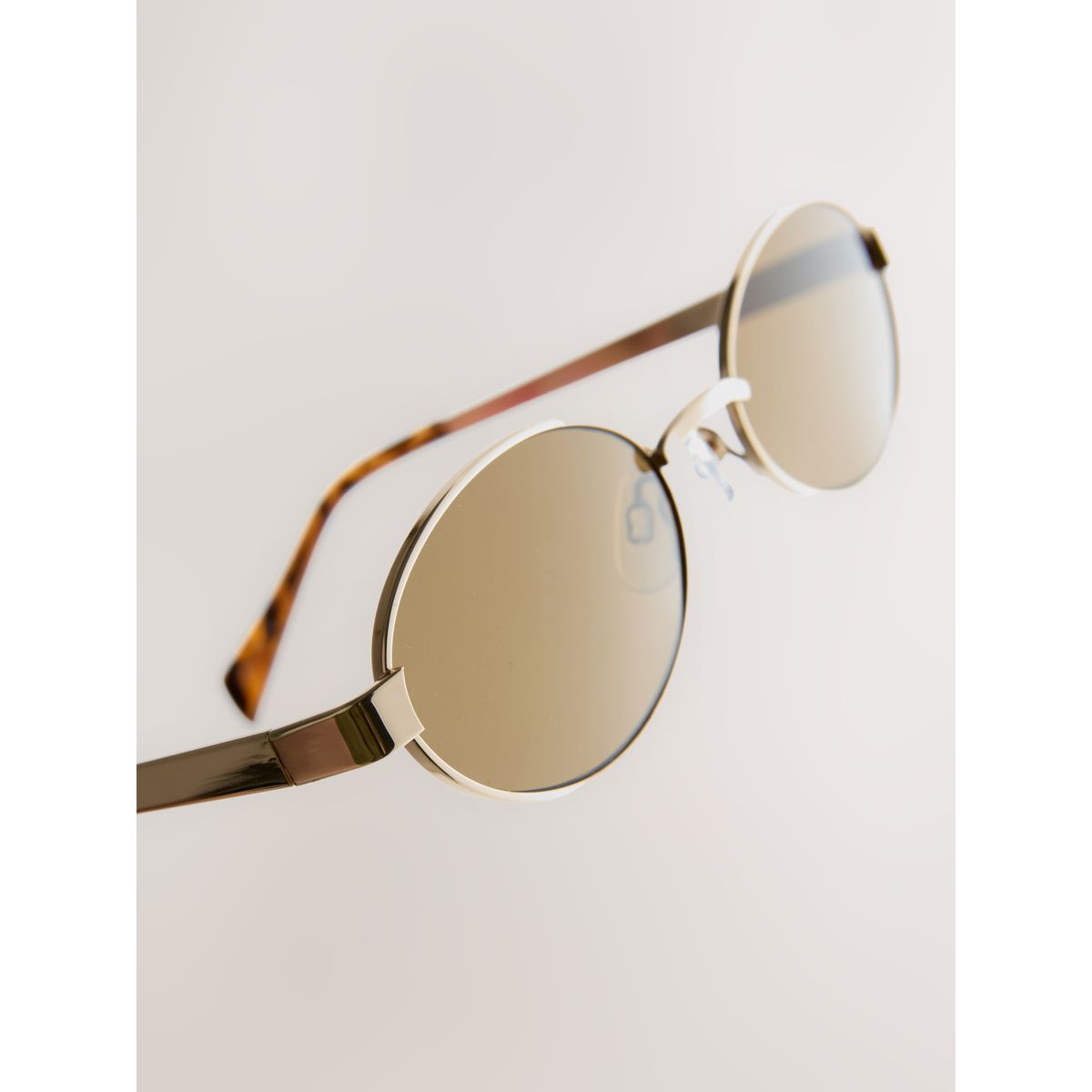 Lunettes de soleil ovales or (métal), NEXT