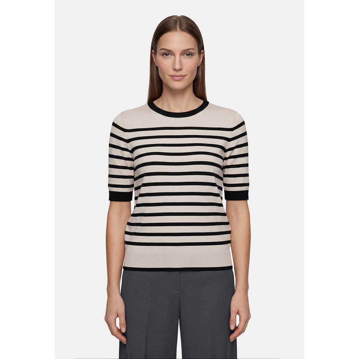 Pull-over en fine maille manches courtes patch beige/black, BETTY BARCLAY