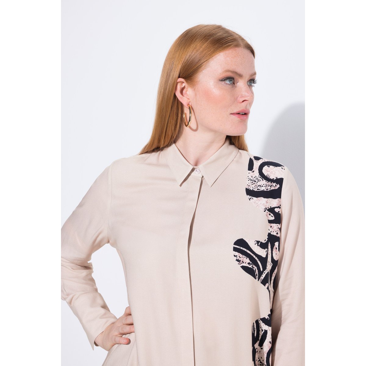 Blouse longue avec imprimé animal marron pâle, ULLA POPKEN