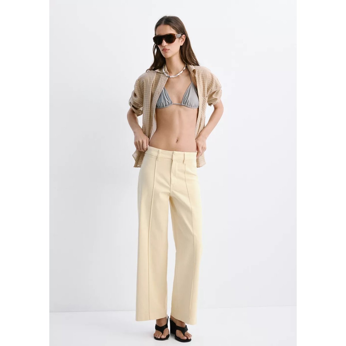 Jean large taille haute à coutures vanille, MANGO
