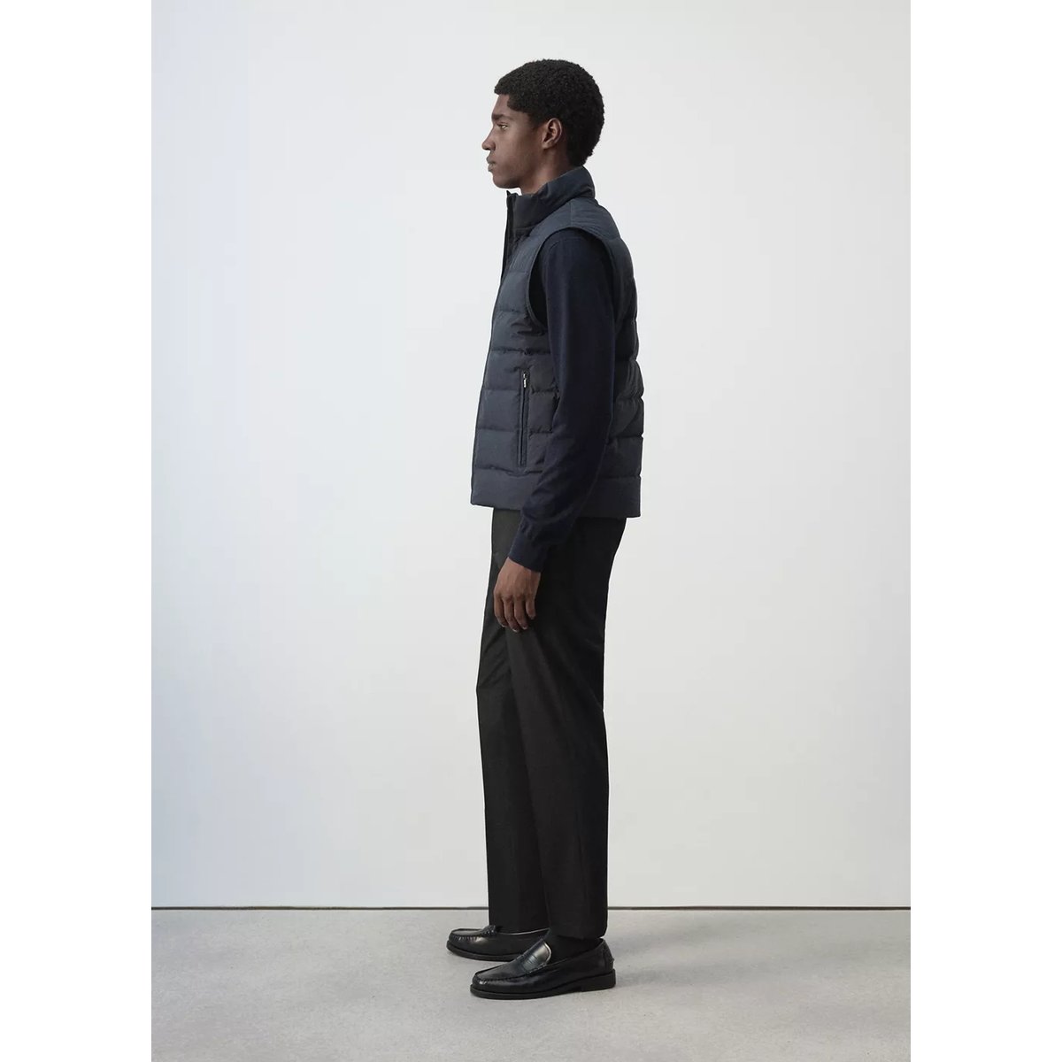 Gilet matelassé en duvet déperlant bleu nuit, MANGO MAN