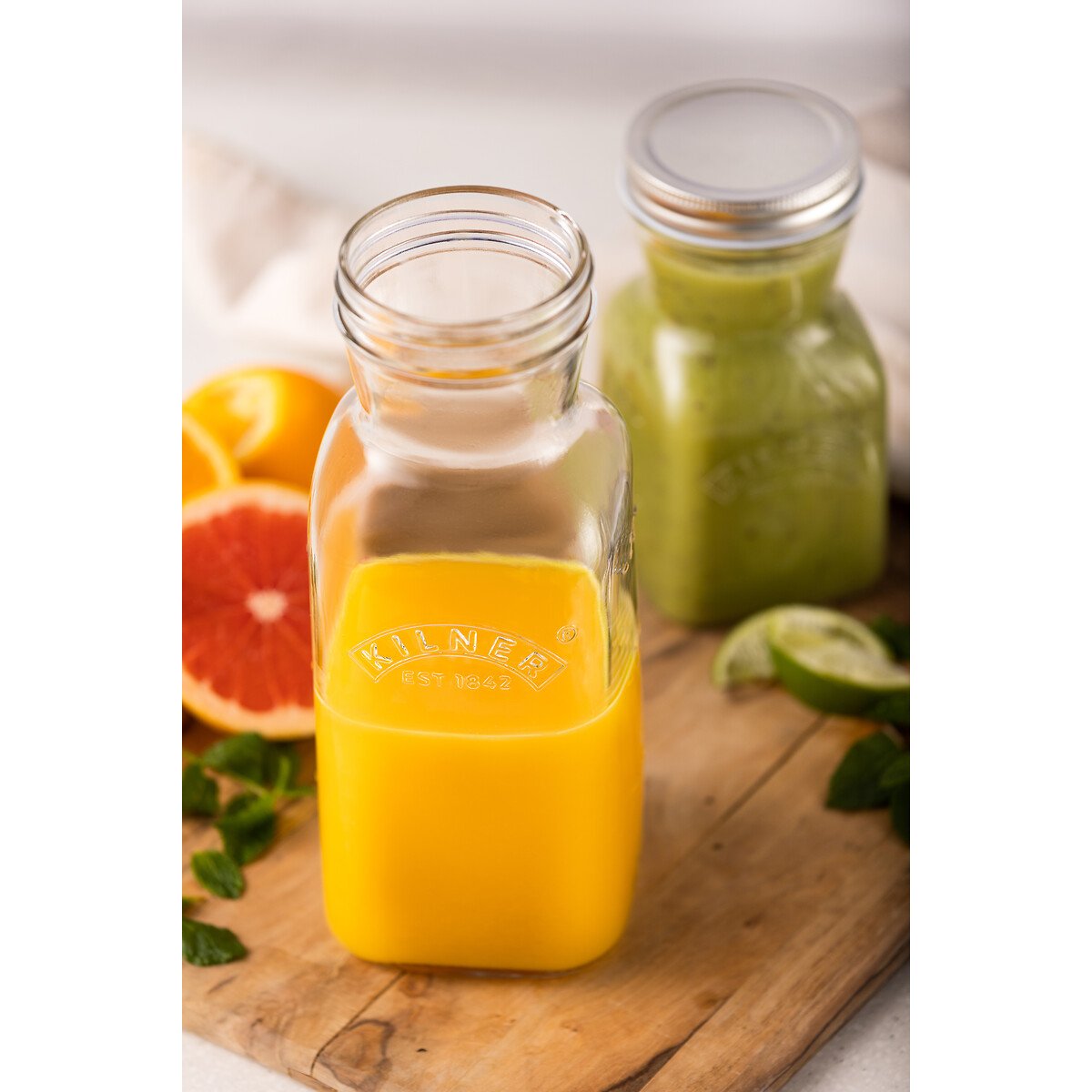 Set of 2 Juice & Sauce Bottles, 1L glass, KILNER