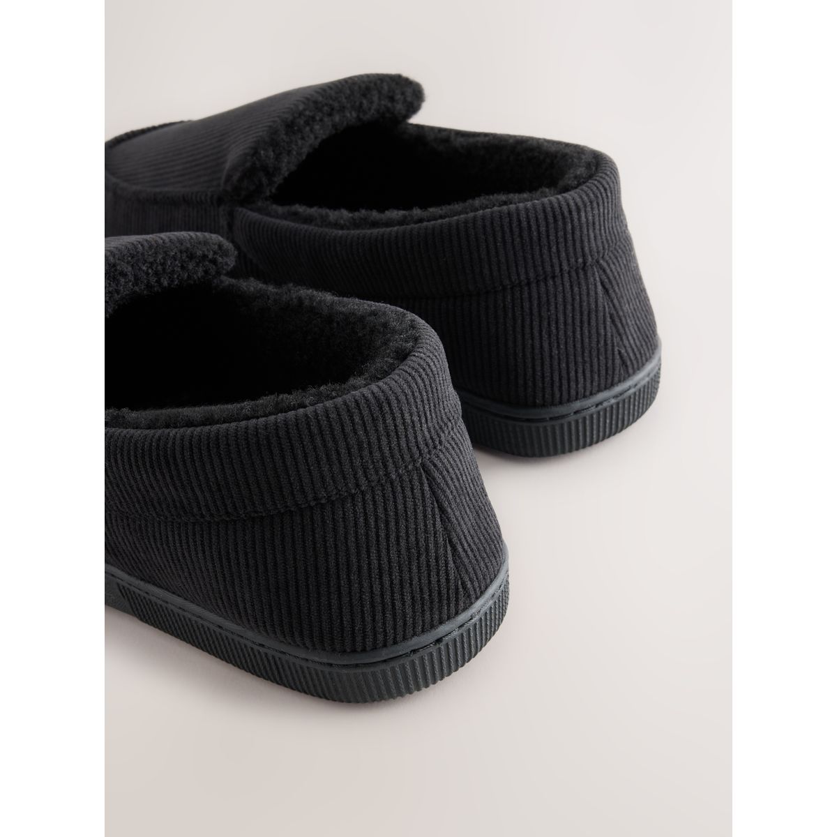Chaussons style mocassin noir, NEXT