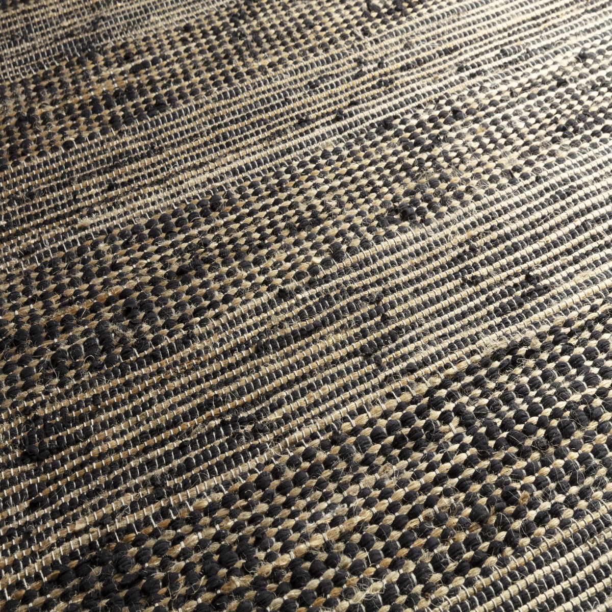 Tapis à franges en jute  motif rayé  TOFOU - style bohème noir naturel, THE DECO FACTORY