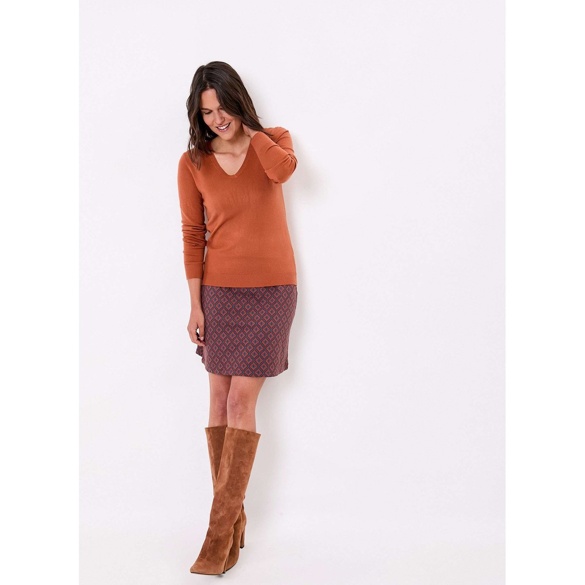 Pull maille col V HAYA jaune ocre, LA FIANCÉE