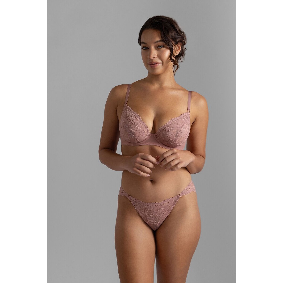 Confezione da 2 reggiseni EMORY LACE rosa + beige, DORINA
