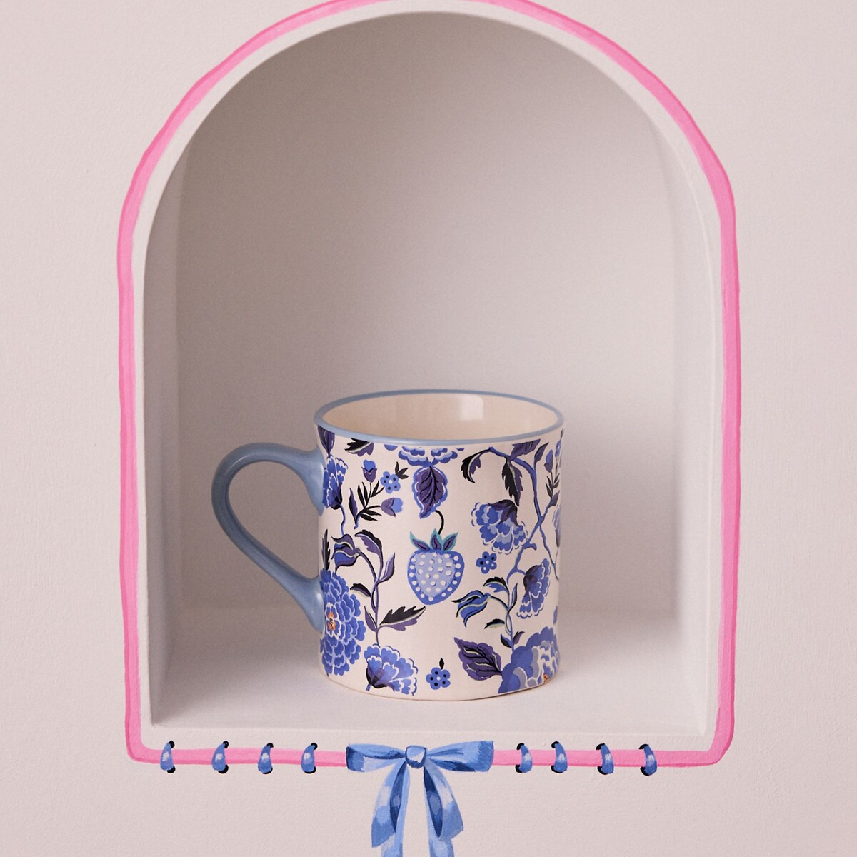 Strawberry Garden Mollie Mug blue, CATH KIDSTON
