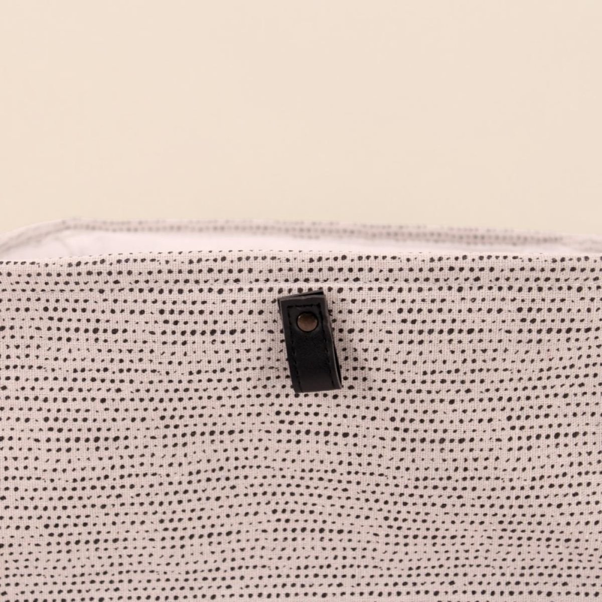 Cube de rangement à pois 31x31x31cm blanc, ORNAMI