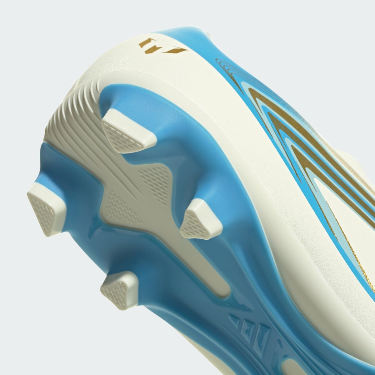 Chaussure De Football F50 Messi Club Terrain Souple / Multi-Surfaces Enfants ivory / semi blue burst / icey blue, adidas Performance