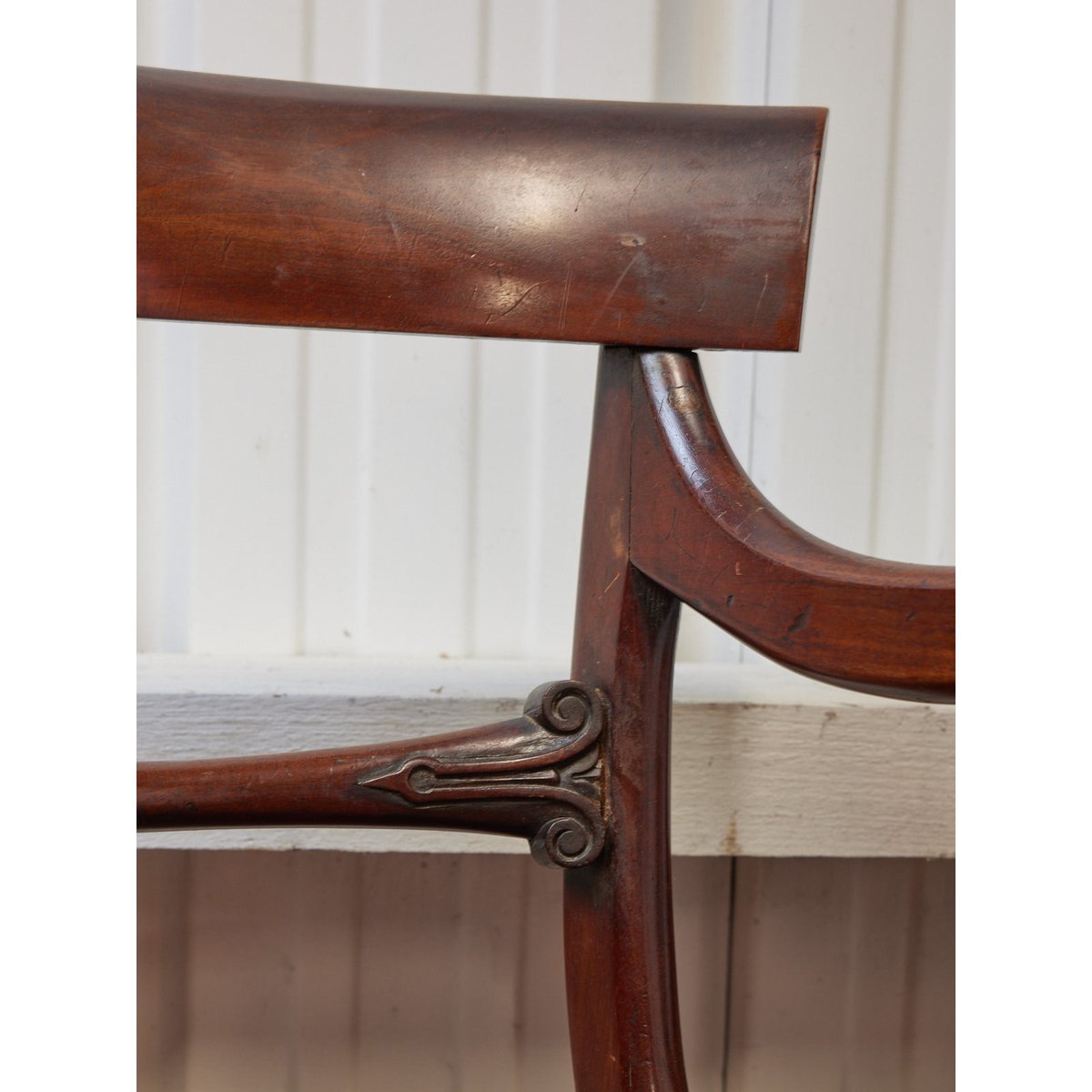 Fauteuil en cuir Ernest N°1079 - Bon état marron, DEBONGOUT