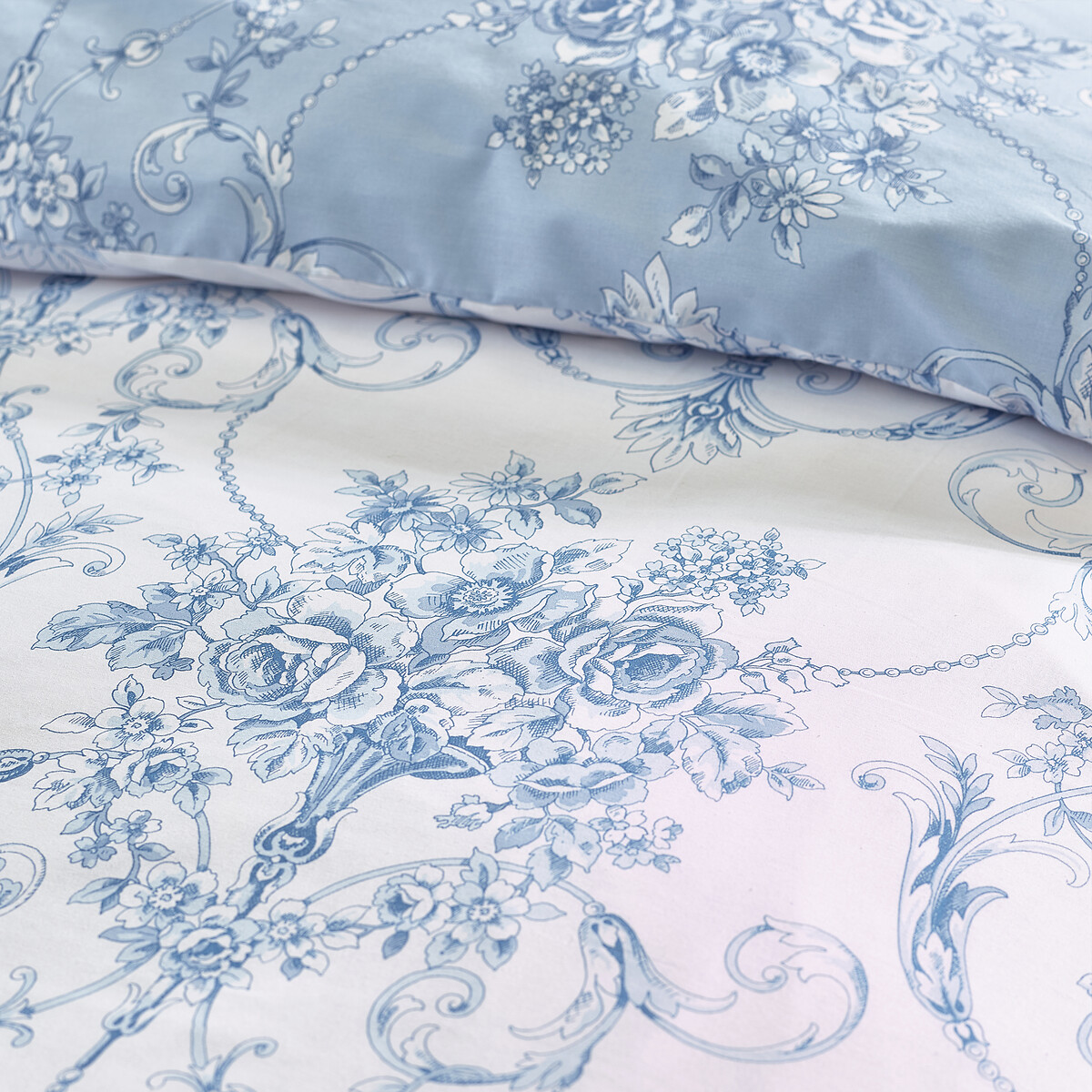 Antoinette Damask Reversible Duvet Cover And Pillowcase Set blue, CATHERINE LANSFIELD