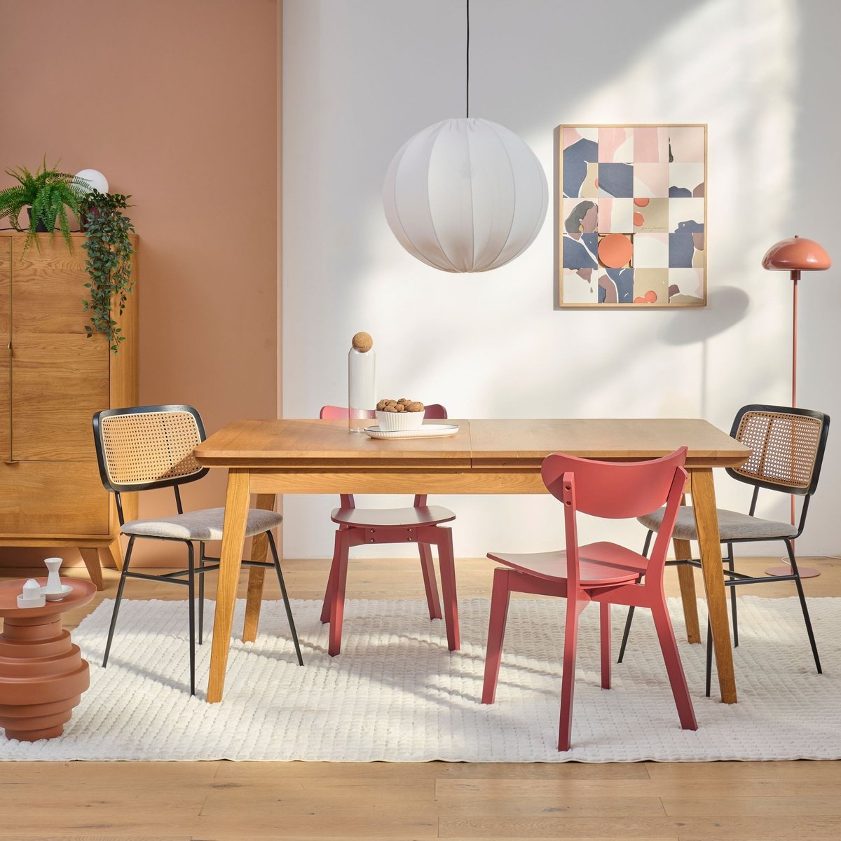 Chaises scandinaves en bois laqué (lot de 2) - LETA bordeaux, HELLIN, DEPUIS 1862