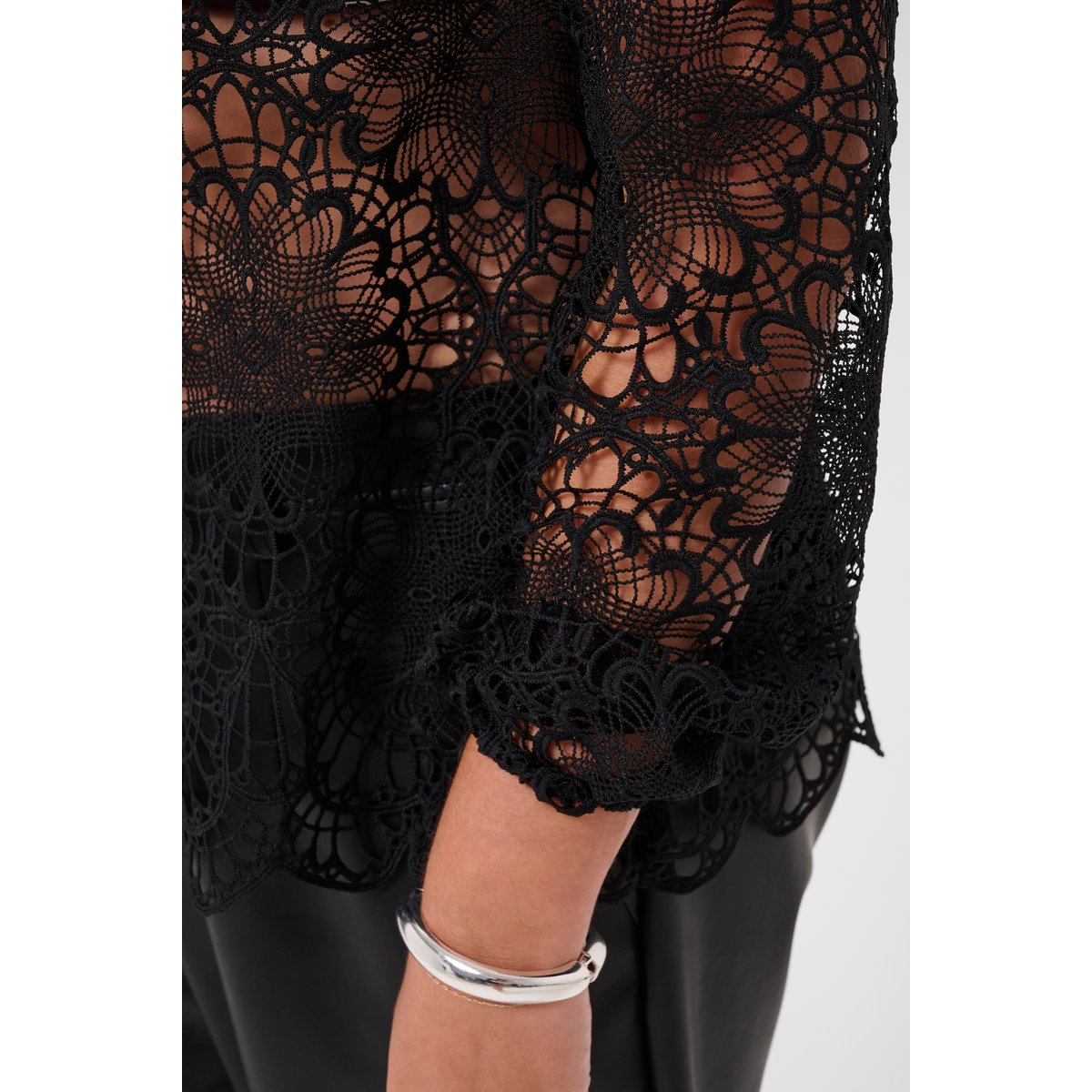Blouse à manches longues noir black, KAFFE CURVE