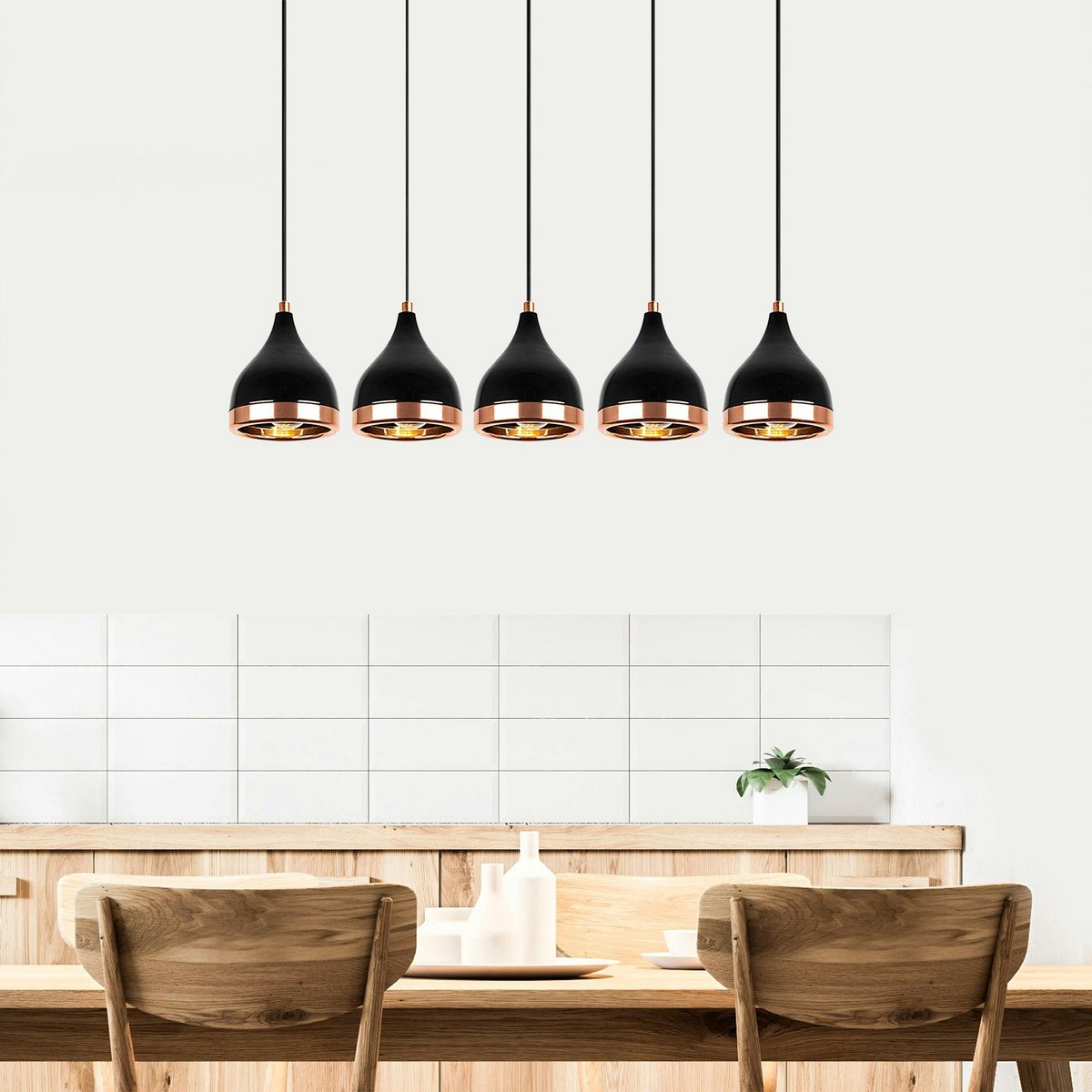 Suspension cuisine noire & cuivre, 5 abat-jour SILE noir, PIER IMPORT