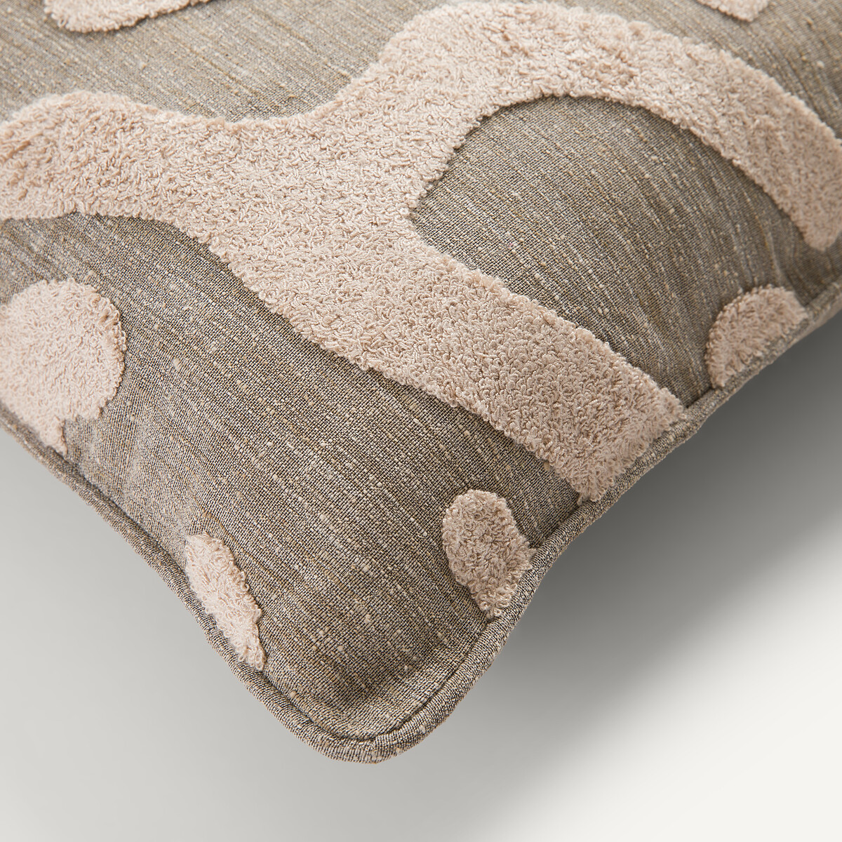 Alecta Embroidered Fleece Cushion Cover sand/black, AM.PM