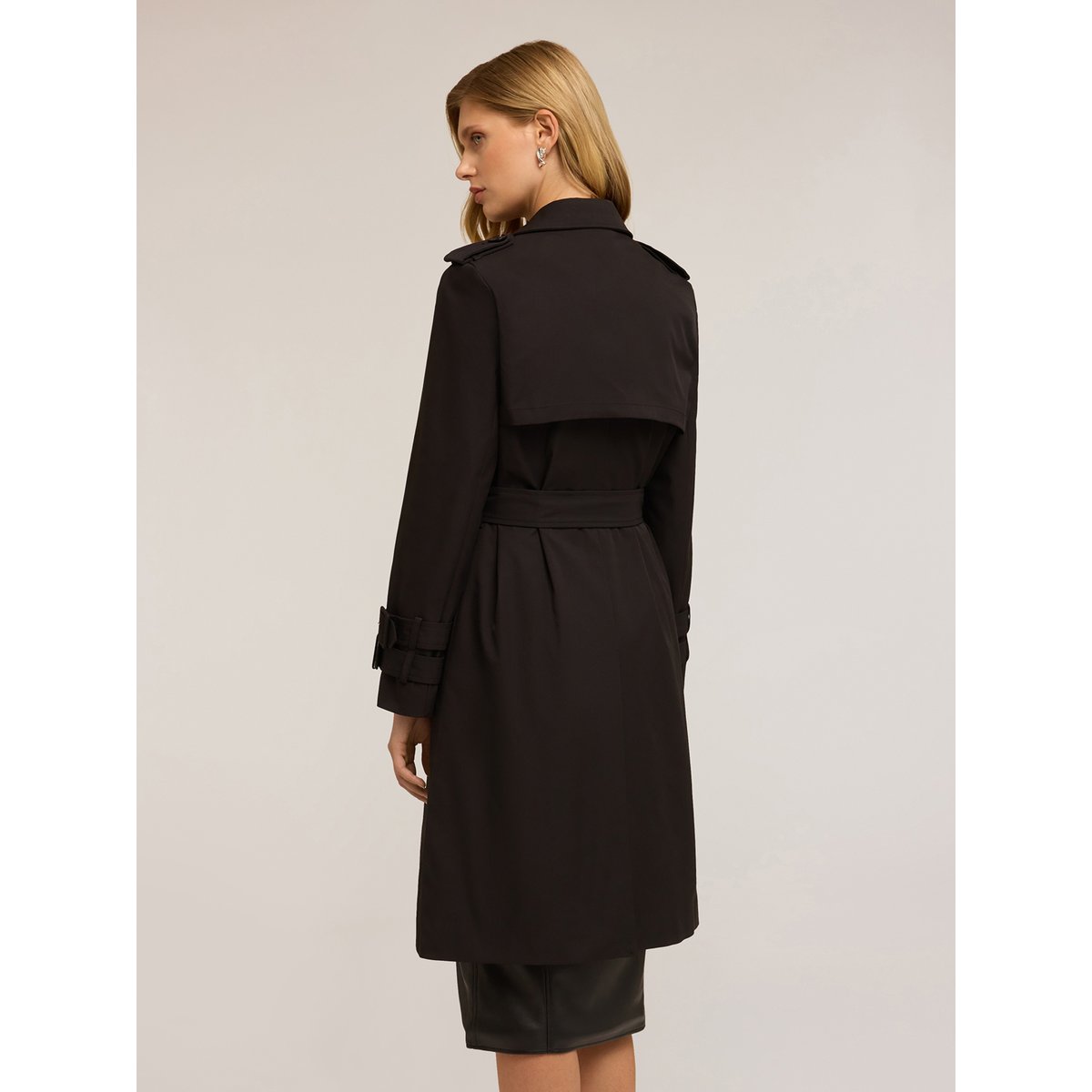 Trench-coat croisé en tissu technique noir, MOTIVI