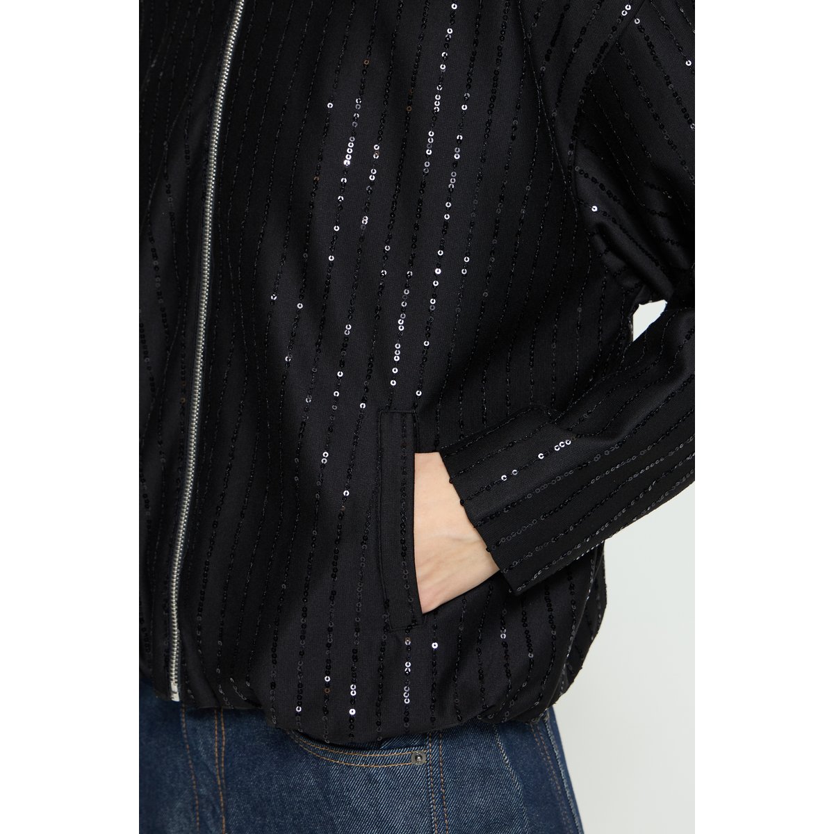 Veste noir, ICHI