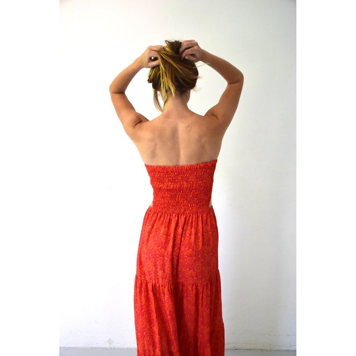 Robe longue bustier marguerites CASIOPEA orange / fuchsia, MINDTRAVELER