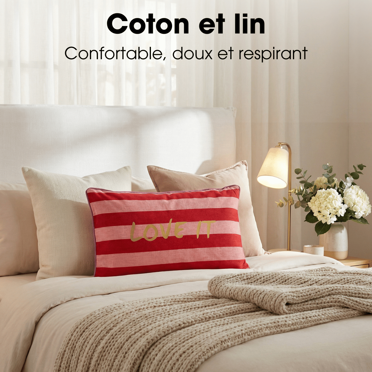 Coussin décoratif rouge, MICA DECORATIONS