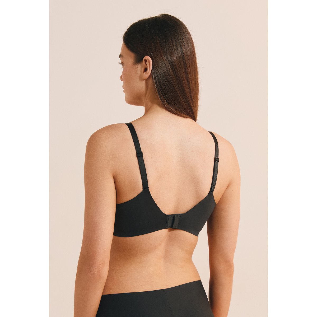 Soutien-gorge coques fines en microfibre PURE INVISIBLE noir, ETAM