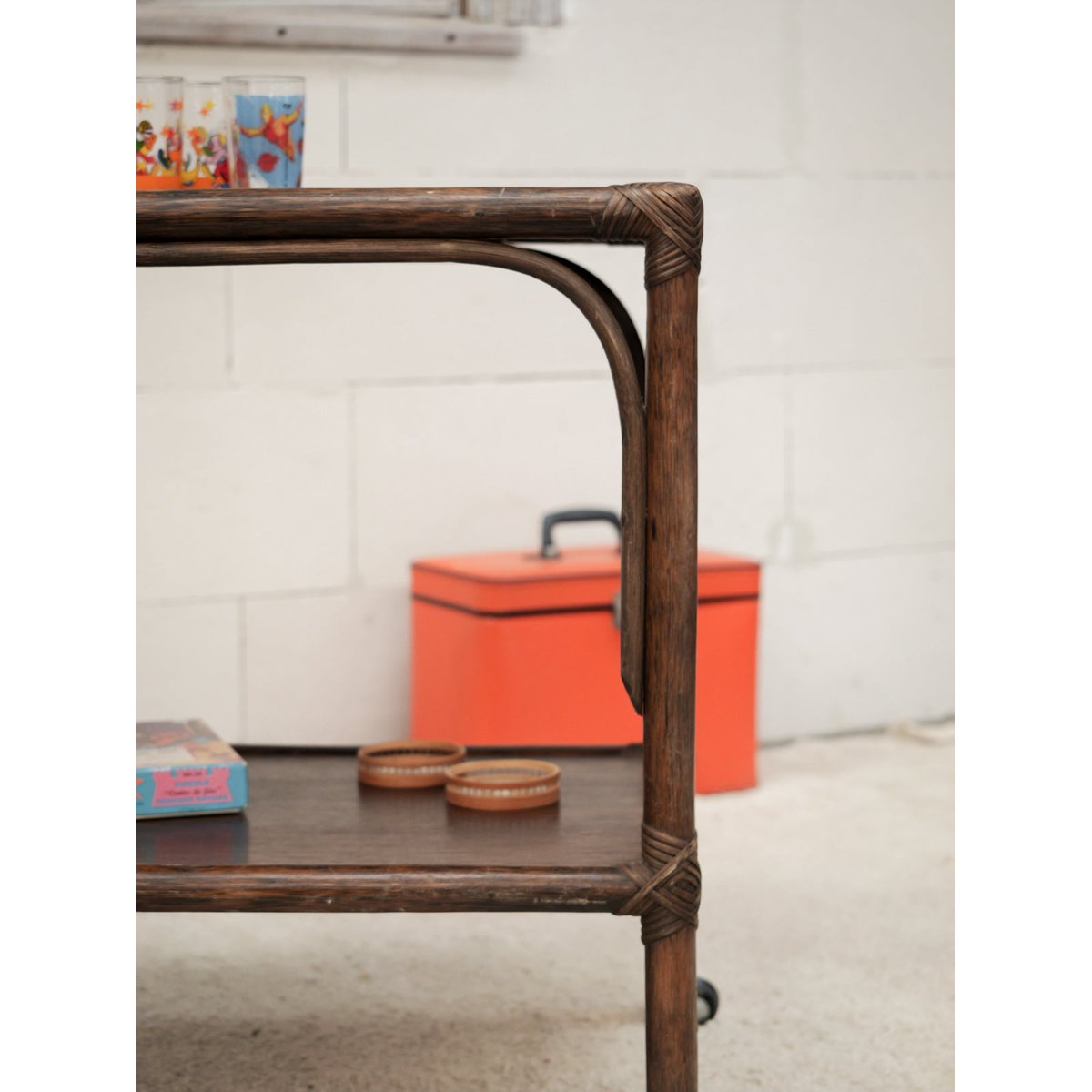 Desserte en bois sur roulettes Henriette N°216 - Bon état bois foncé, DEBONGOUT