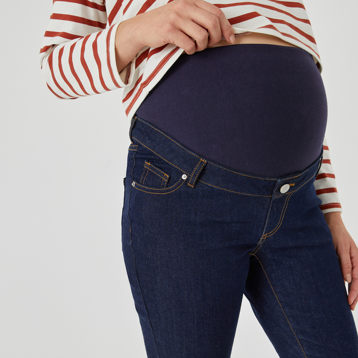 Maternity Slim Fit Jeans in Mid Rise, Length 29.5" untreated blue, LA REDOUTE COLLECTIONS
