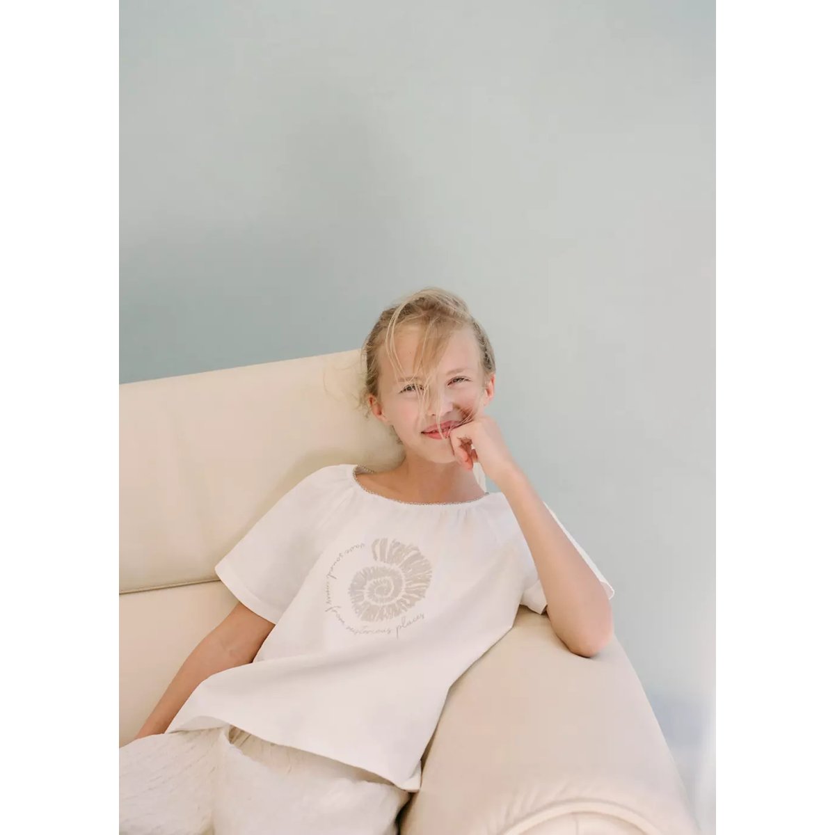 T-shirt coton détail brodé blanc cassé, MANGO KIDS