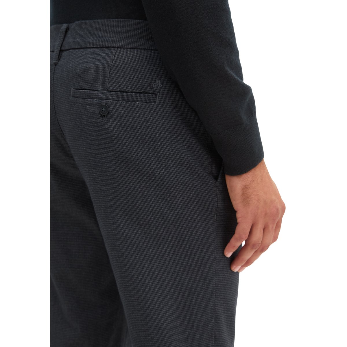 Chino modèle Stig, coupe jogger en mélange élastique de coton bio et de viscose noir, MARC O'POLO