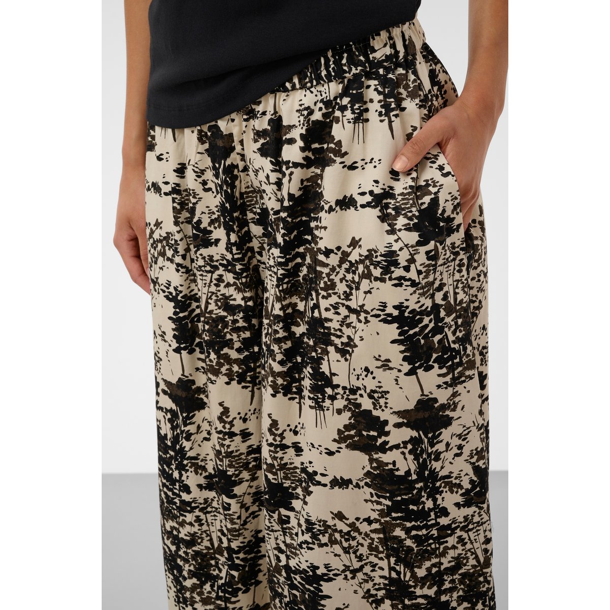 Pantalon Casual beige oatmeal forest, SOAKED IN LUXURY