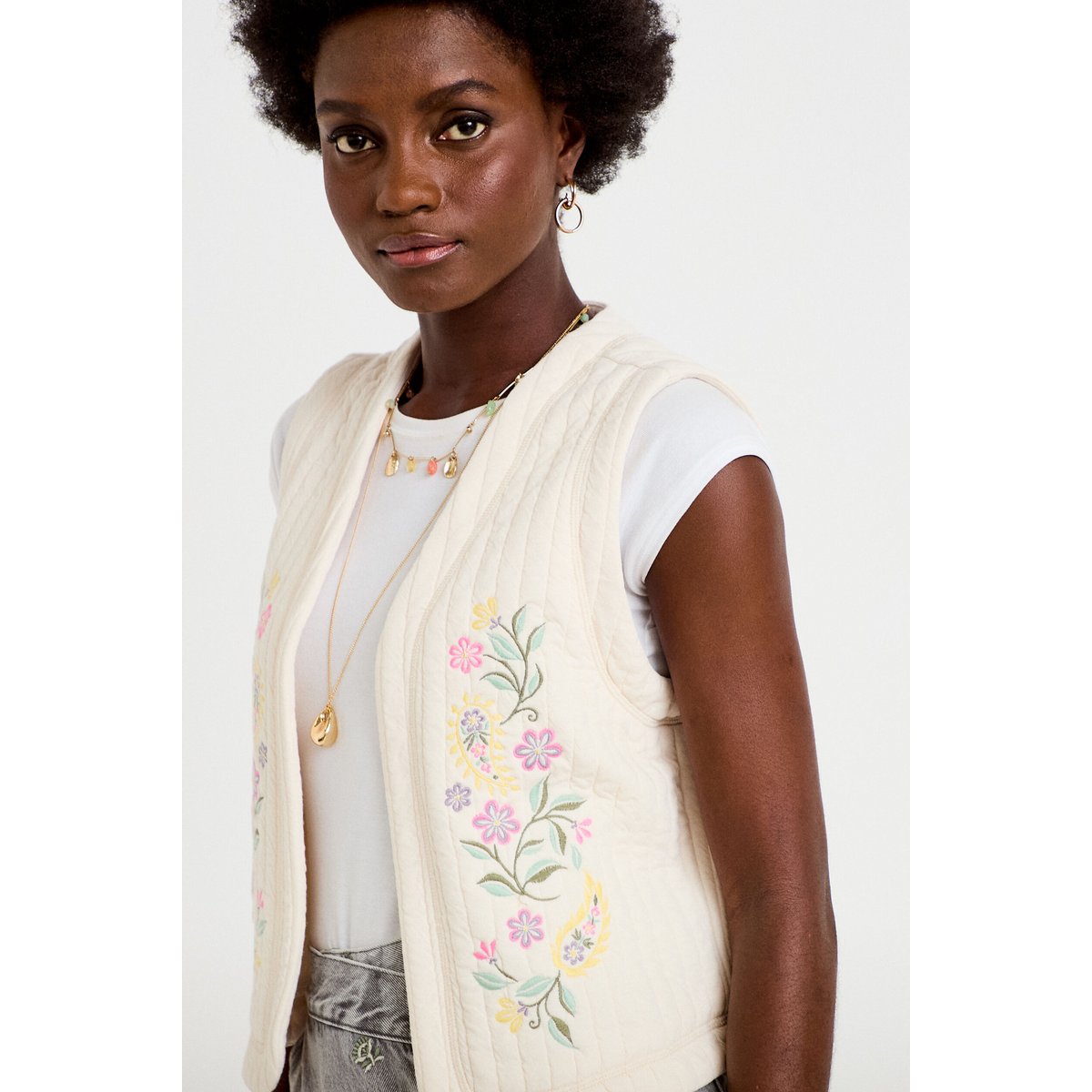 Gilet droit sans manches col rond ecru, CACHE CACHE