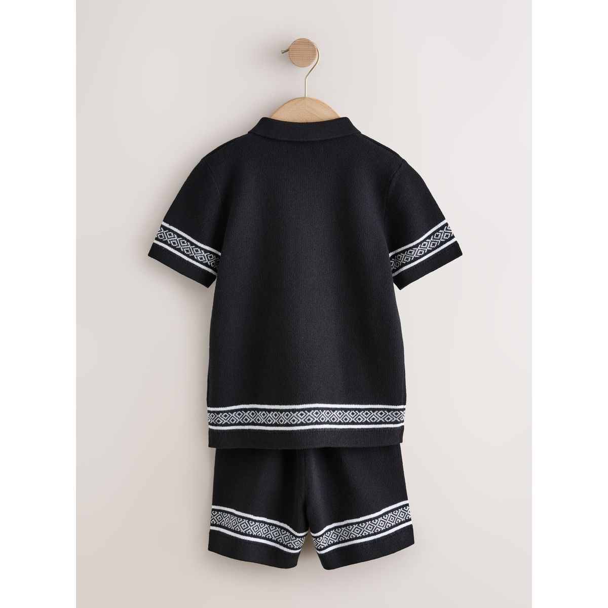 Ensemble avec polo et short en maille monochrome, NEXT