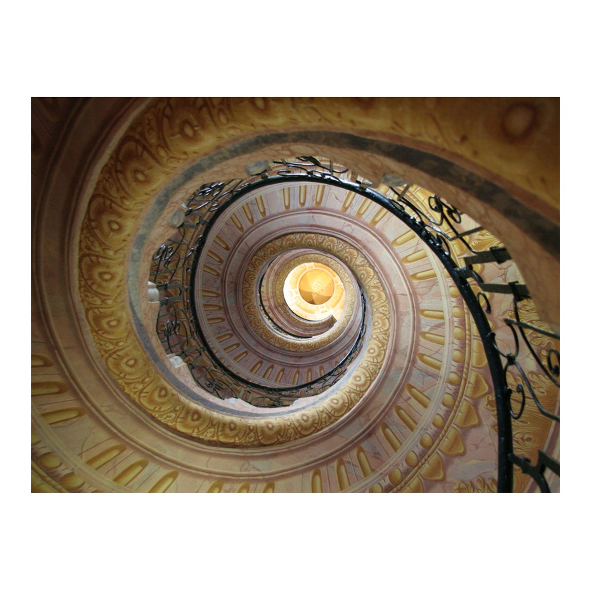 Papier peint intissé panoramique 3D et Perspective Decorative spiral stairs noir, EDEN